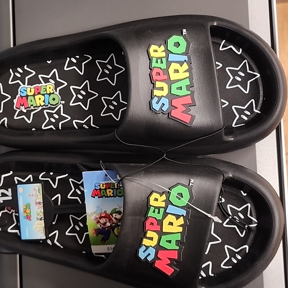 Nintendo Kids Black Slides - Picture 2 of 7